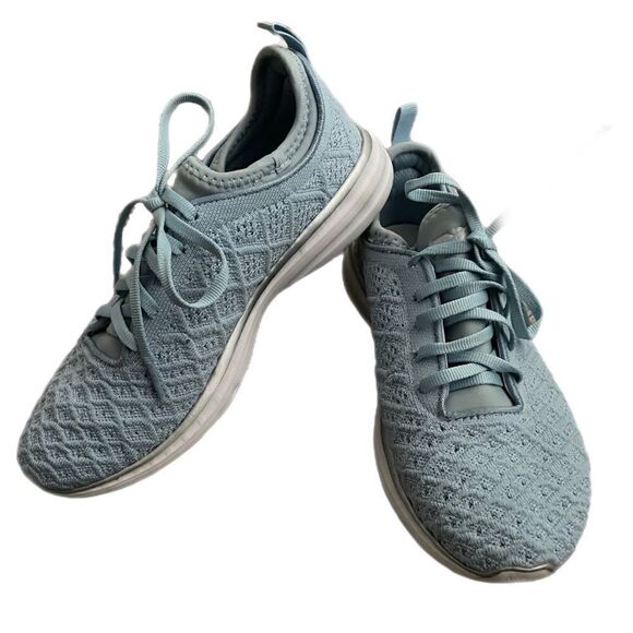 APL: Athletic Propulsion Labs TechLoom Phantom Sneaker - Picture 1 of 7